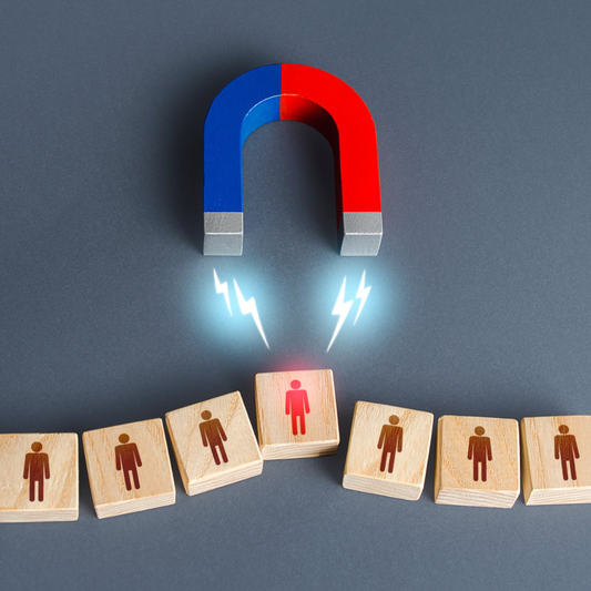 ثلاث خطوات لتحوّل متابعيك إلى عملاء دون إعلانات أو إزعاج